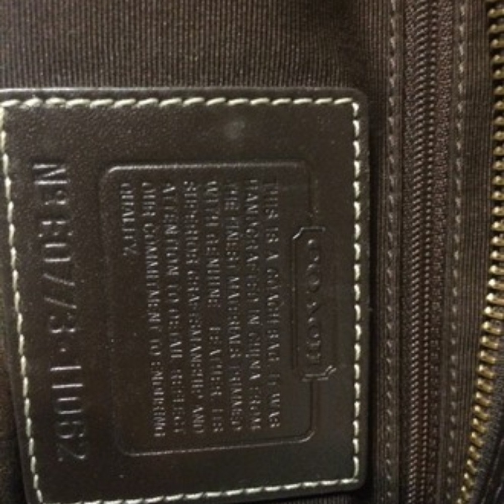 Coach - Picture 4 of 5